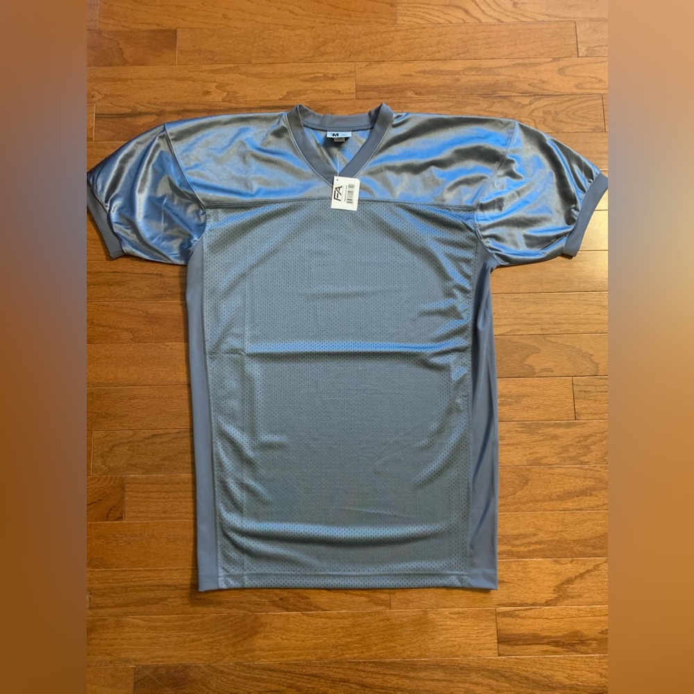 NEW Football America practice jersey, adult medium